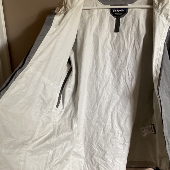 Patagonia Torrentshell Gray Hooded Rain Jacket Coat Windbreaker - Picture 8 of 10